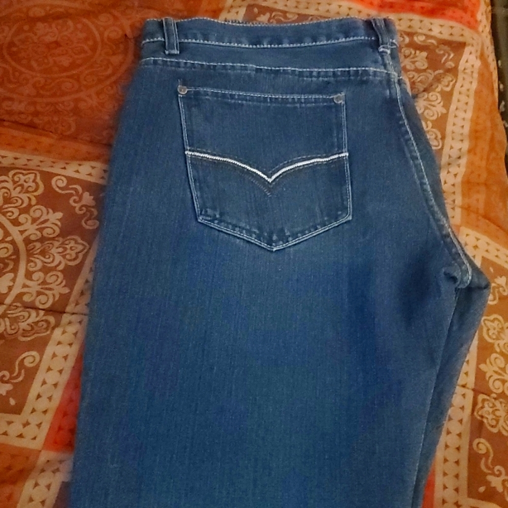 Brand: City Ink Jeans, Size: 40Wx33L Color: Blue